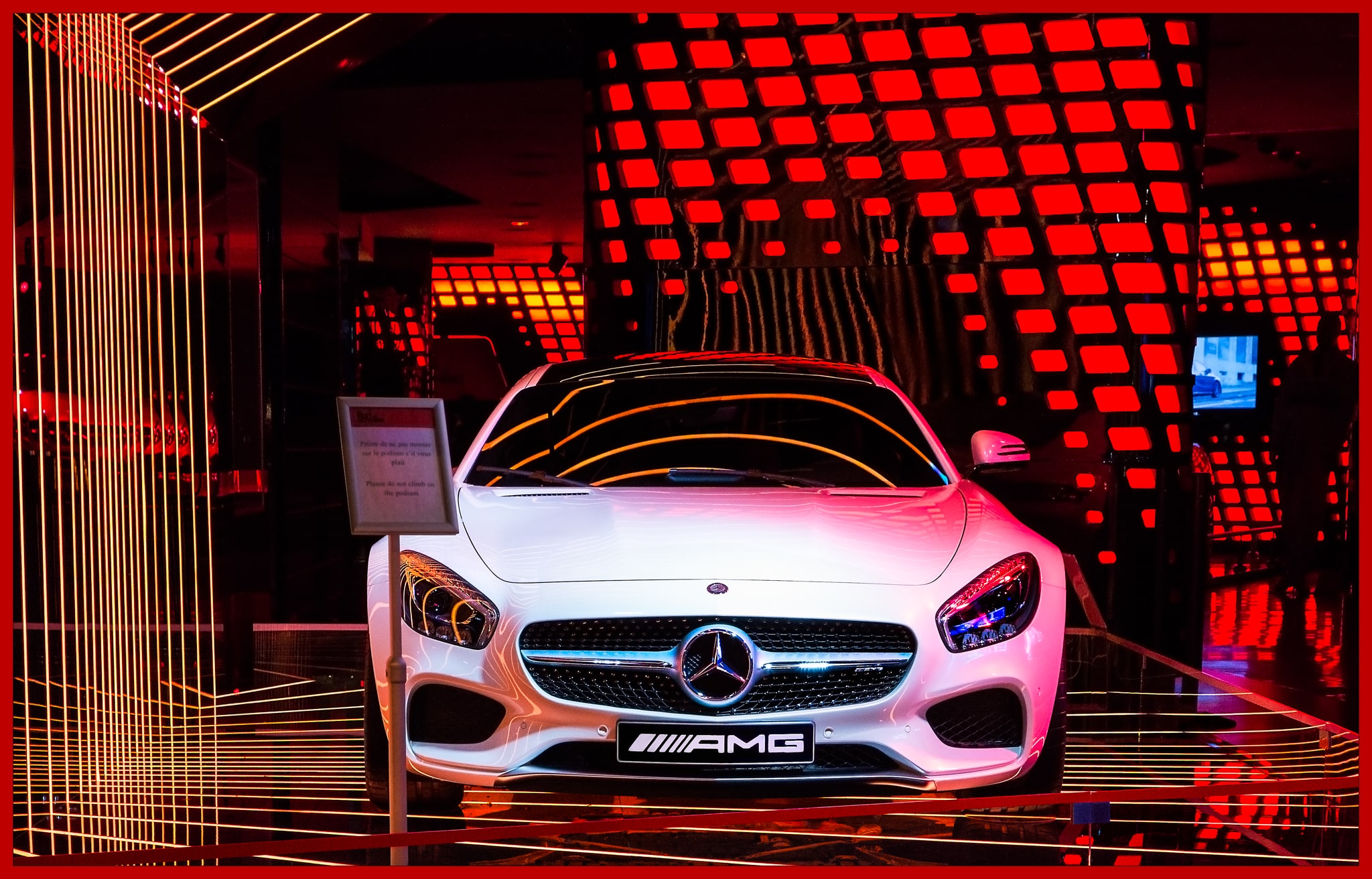 white-car-automobile-paris-france-vehicle-384086-pxhere.com-min Live Coverage of Elections, Climate Events, Sports, and Financial Markets